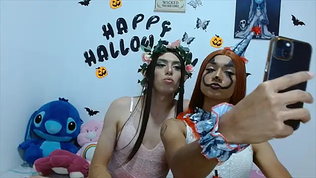 PinkLuna LolaBloom online show from October 2025 02:35:01 AM