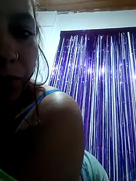 Snapshot of Megan206124 chatting on September 2025 01:19:02 AM Megan206124 online show from September 2025 01:19:02 AM