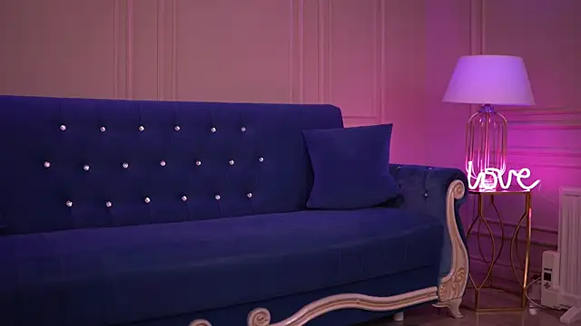 KatieHayes online show from February 2026 07:18:01 PM