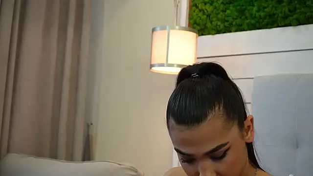 MyaMuse online show from November 2025 10:04:02 AM