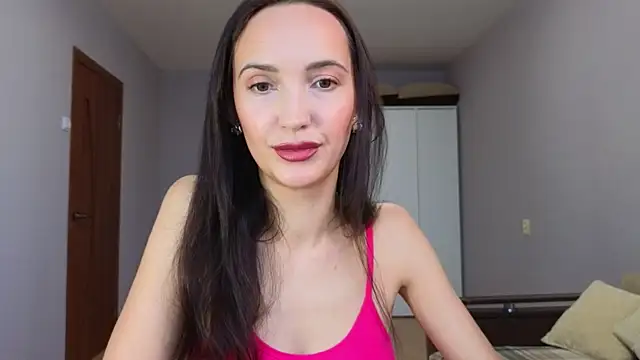 Lillian-Clark online show from December 2025 07:58:02 AM