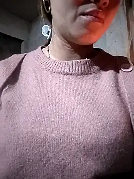 Snapshot of Dung_x chatting on February 2026 06:39:02 AM Dung x online show from February 2026 06:39:02 AM