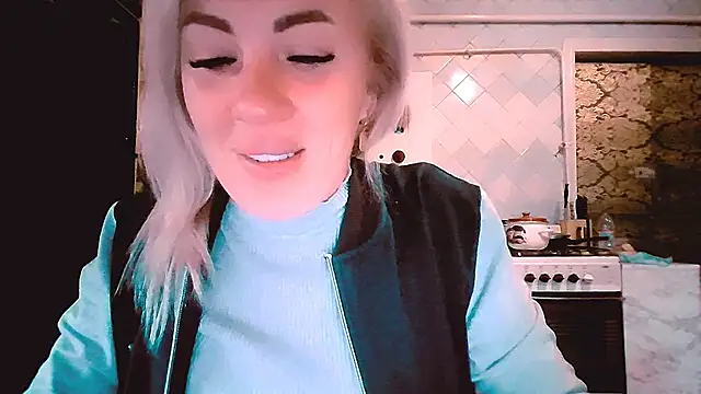 EmmaCat  online show from September 2025 08:40:01 AM