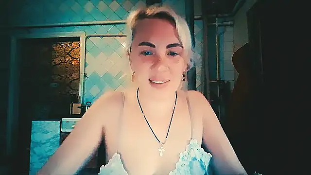 Snapshot of EmmaCat_ chatting on April 2026 11:53:01 AM EmmaCat online show from April 2026 11:53:01 AM