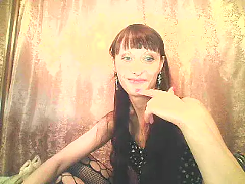 Irivana online show from November 2025 06:54:01 PM