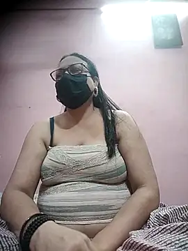 thehotlady online show from September 2025 05:12:01 AM