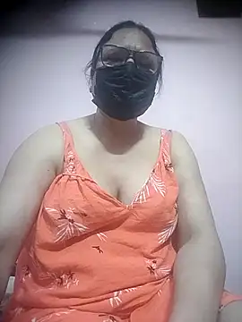 thehotlady online show from February 2026 12:34:01 PM