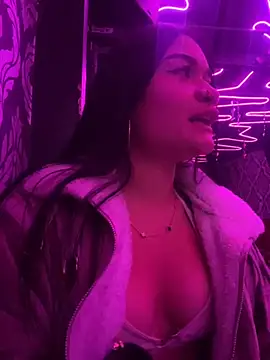 Alanasole online show from September 2025 02:03:02 AM