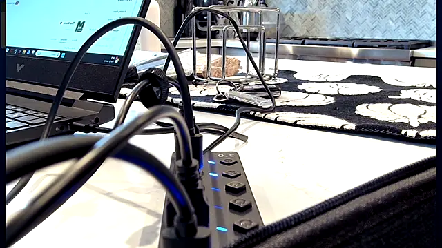 3totangox online show from November 2025 07:25:01 PM