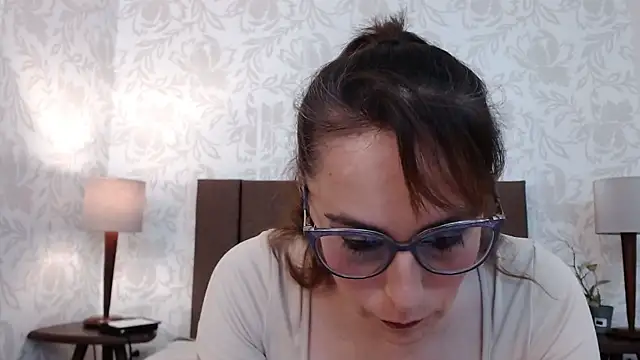 Ava Raye online show from November 2025 07:17:01 PM