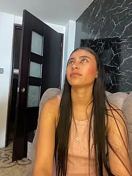 Isabella Montoya online show from September 2025 05:47:02 PM