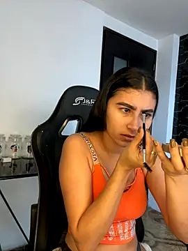 Isabella Montoya online show from September 2025 11:46:02 AM