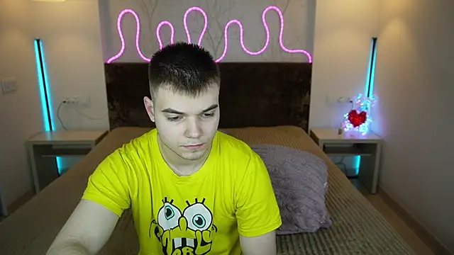 Vikki George online show from November 2025 01:08:02 AM