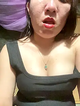 Luna-ass online show from October 2025 03:09:01 PM