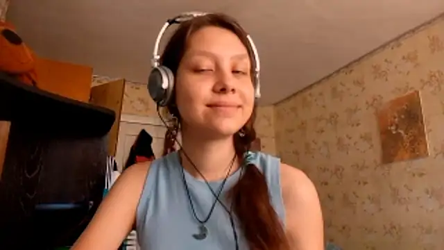 QutieDaSweet online show from September 2025 08:05:01 AM