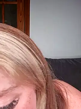 Snapshot of Just_peaches_not_cream chatting on September 2025 10:59:02 PM Just peaches not cream online show from September 2025 10:59:02 PM