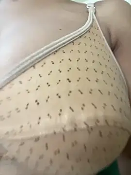 Snapshot of vidhi_00 chatting on October 2025 07:10:02 AM vidhi 00 online show from October 2025 07:10:02 AM