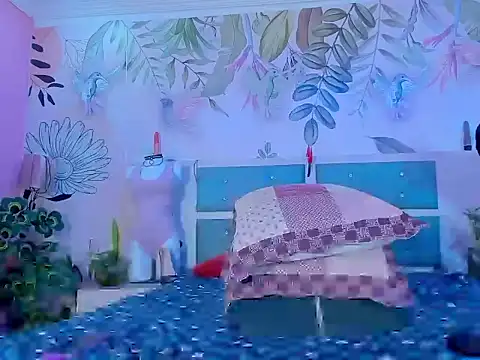 sweet lulu sofia online show from October 2025 08:49:01 PM