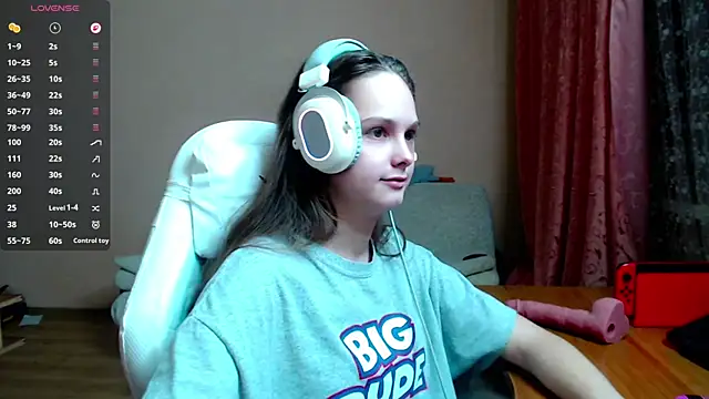 Snapshot of SharybbFace chatting on October 2025 03:58:02 PM SharybbFace online show from October 2025 03:58:02 PM