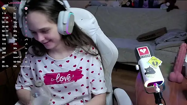 SharybbFace online show from January 2026 04:00:02 PM