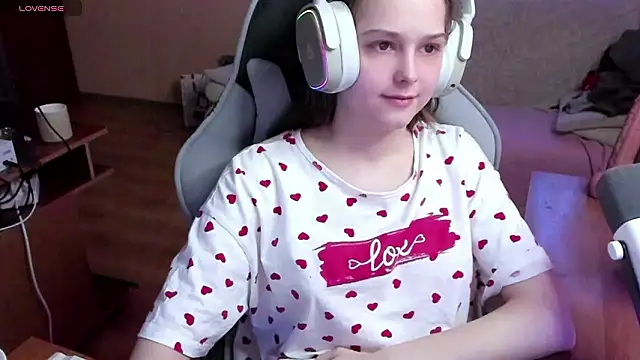 SharybbFace online show from March 2026 03:15:02 PM