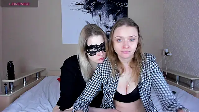 Linda Bryant-Eva online show from November 2025 03:16:02 AM