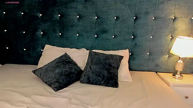 Snapshot of LiilyAdams chatting on November 2025 08:09:01 PM LiilyAdams online show from November 2025 08:09:01 PM