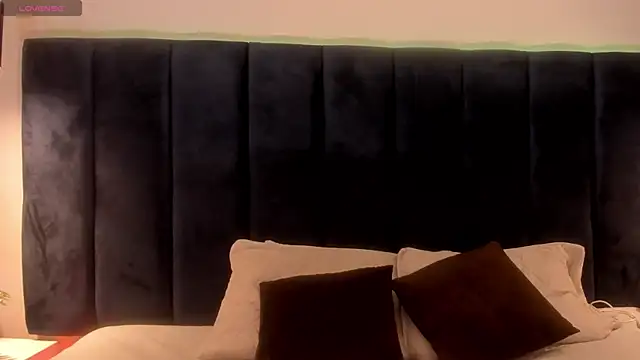 LiilyAdams online show from March 2026 08:04:02 PM