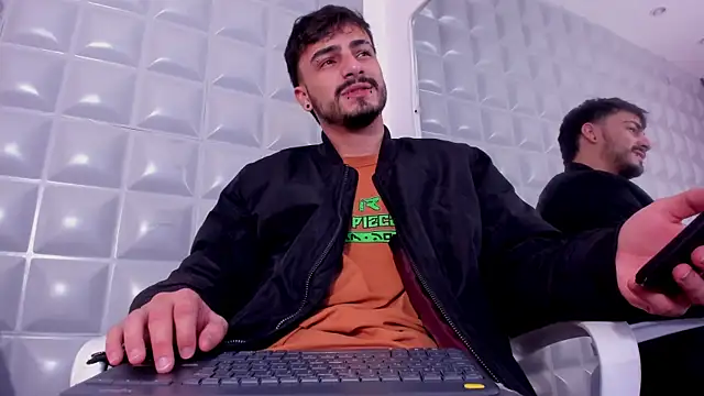 Jack Daniel   online show from October 2025 10:38:01 AM