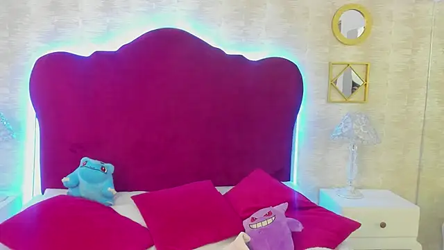 Snapshot of LaylaaDoll chatting on September 2025 06:01:02 PM LaylaaDoll online show from September 2025 06:01:02 PM