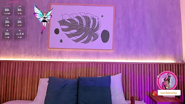 Coco-balenciaga online show from October 2025 11:44:02 AM