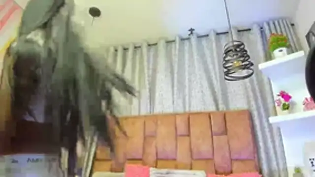 alix noa online show from November 2025 07:25:01 PM