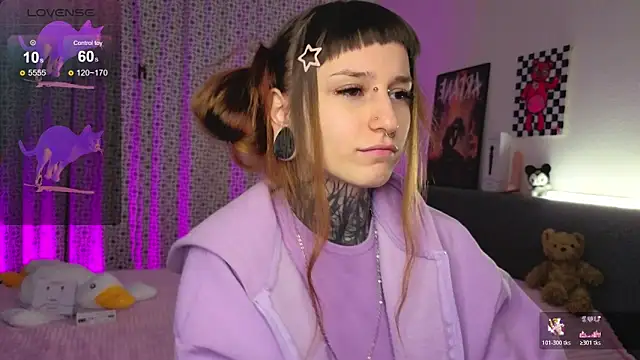 LilithPoison online show from November 2025 07:12:01 PM