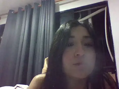 Sasha Blaze  online show from November 2025 01:37:01 AM