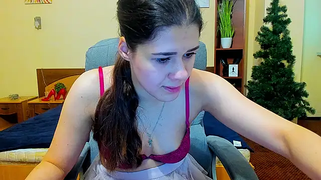 Joannia online show from November 2025 08:17:02 AM