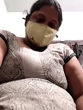 Mmm143 online show from November 2025 05:01:02 PM