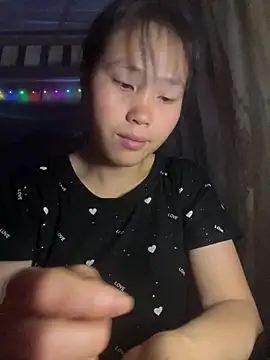 huong-18 online show from January 2026 10:24:01 PM