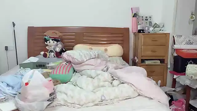 Snapshot of Akong11 chatting on October 2025 02:51:02 PM Akong11 online show from October 2025 02:51:02 PM