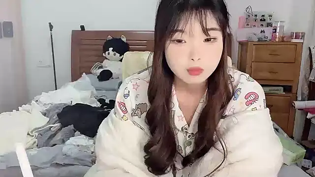 Snapshot of Akong11 chatting on November 2025 02:39:02 PM Akong11 online show from November 2025 02:39:02 PM