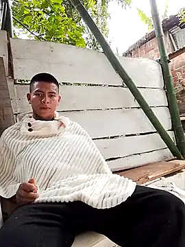 Snapshot of DivertedMongol chatting on October 2025 08:19:01 PM DivertedMongol online show from October 2025 08:19:01 PM