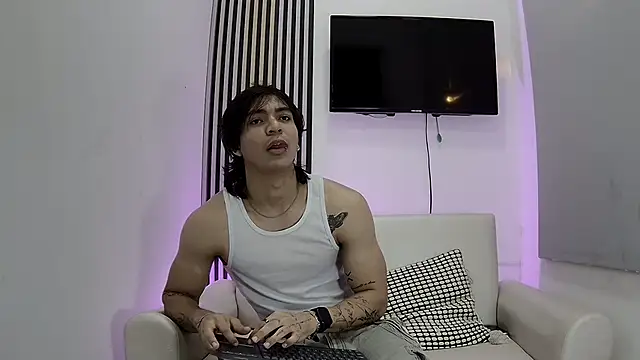 toji luxxer online show from November 2025 09:37:01 PM