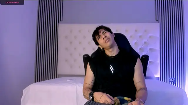 toji luxxer online show from December 2025 04:09:01 AM