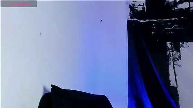 Avaggi online show from October 2025 09:49:01 PM