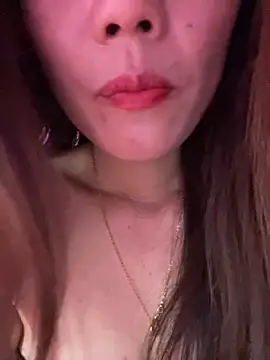 Snapshot of Moon_pusy chatting on February 2026 02:19:02 AM Moon pusy online show from February 2026 02:19:02 AM