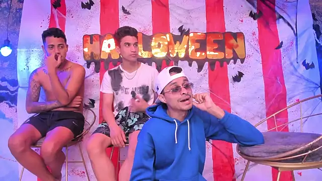 Juicy Creww online show from October 2025 11:13:02 AM