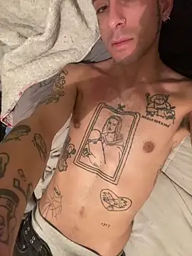 juicytatts23 online show from September 2025 06:46:01 PM