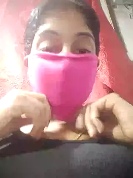 Snapshot of TAMIL_MEENUMA chatting on November 2025 08:06:02 AM TAMIL MEENUMA online show from November 2025 08:06:02 AM