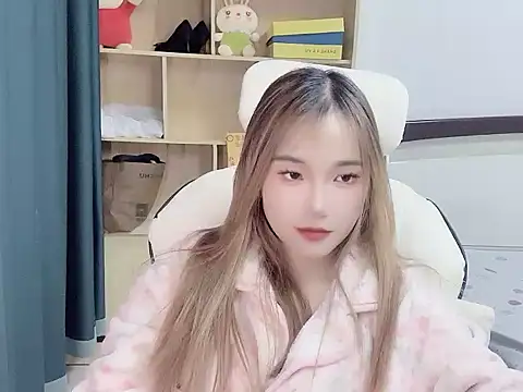 W-Sunflower online show from November 2025 02:06:02 PM