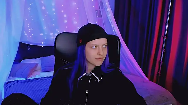 kaela spell  online show from June 2026 01:07:02 AM