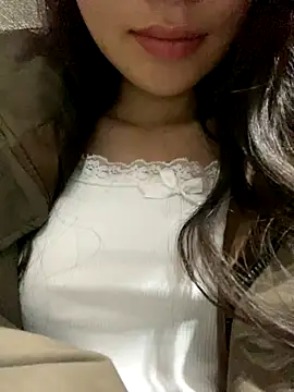 Bella sexy98 online show from December 2025 02:50:01 AM